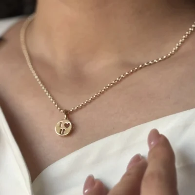 آویز گردنبند Love