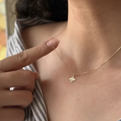 گردنبند گوی و ستاره